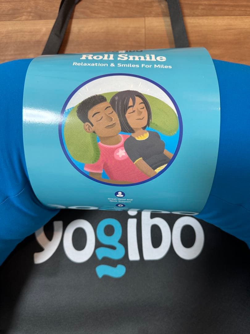 【新品】Yogibo Roll Smile 青 ネックピロー