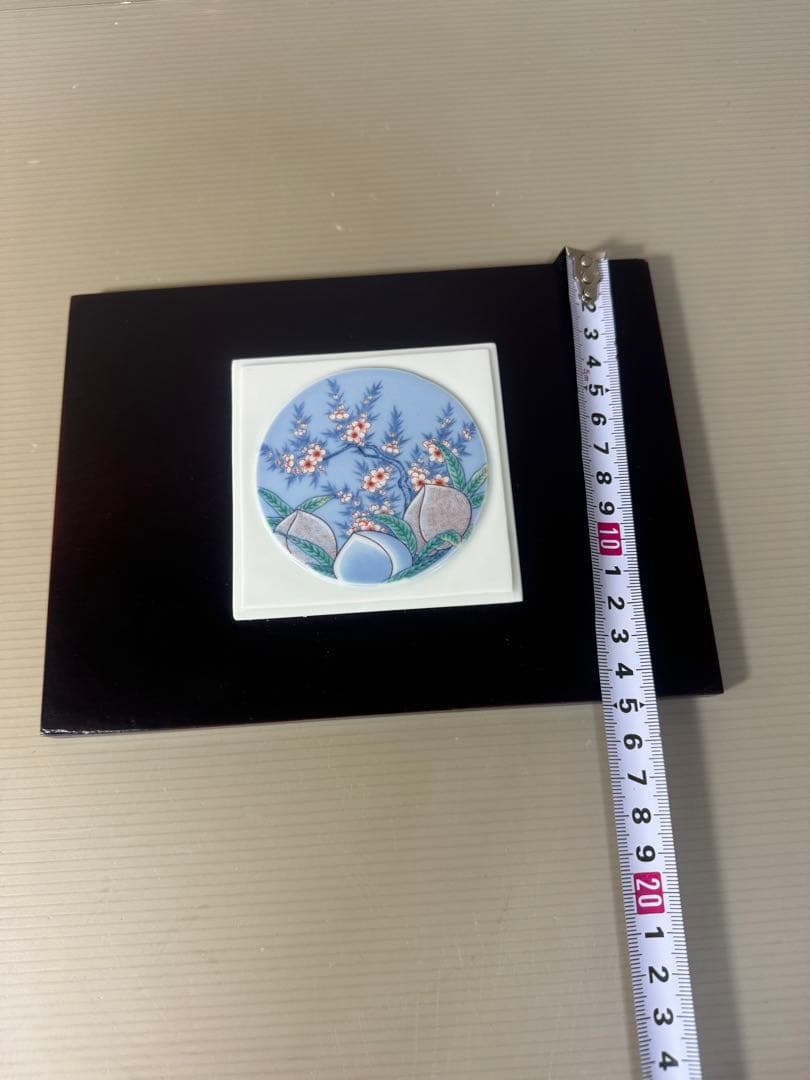 2336 有田焼　陶器の壁掛け　額　飾物