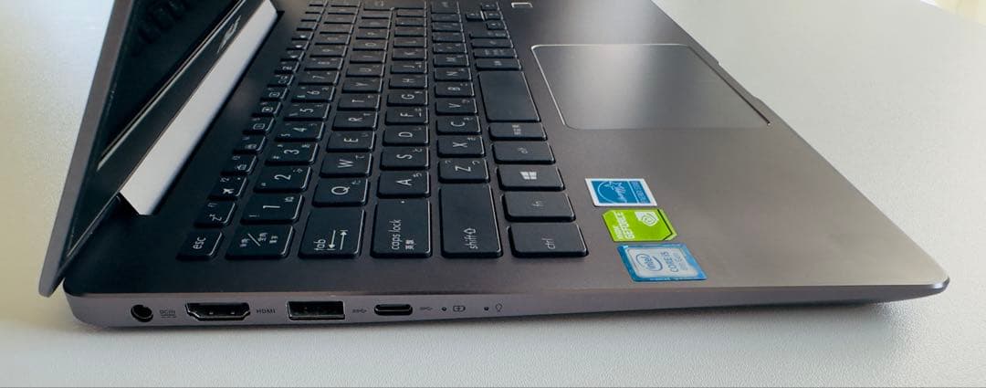 ZenBook 13 UX331UN-8250G [グレーメタル]