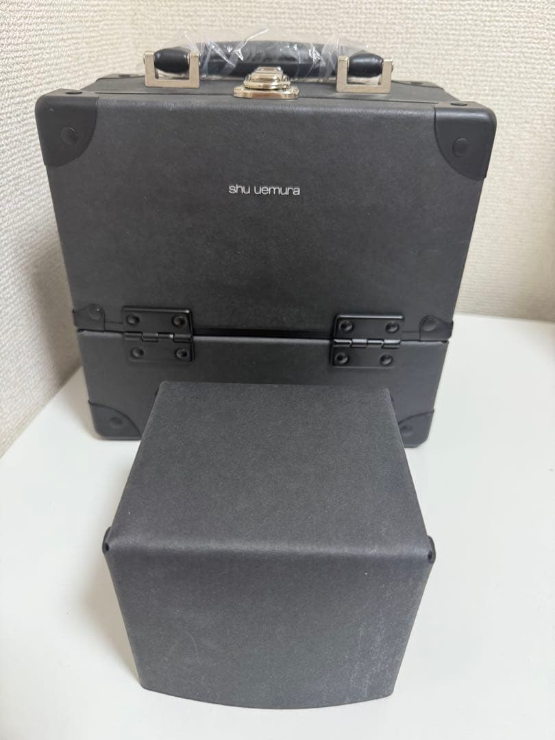 shu uemura メイクアップボックス ミニ