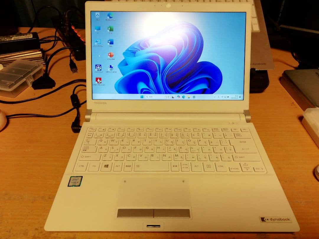 Windowsノート本体 TOSHIBA Dynabook RX73 i5 8GB 1TB Win11
