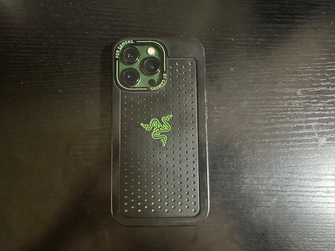 (値引は今日まで!!)Razer ゲーミングケース付 iPhone13pro