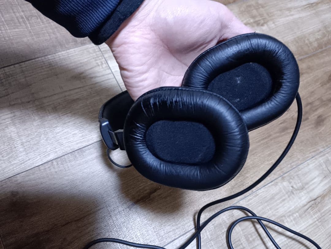 SONY MDR-CD900ST　赤帯　スタジオモニター 有線ヘッドホン
