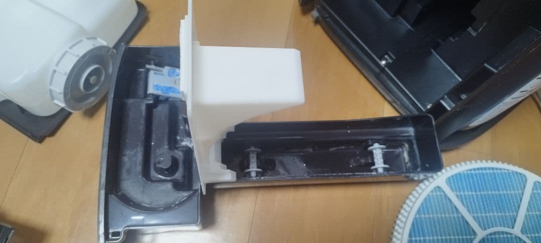 SHARP 加湿機能付き空気清浄機 KI-NS70-T 多少の値下げ可能