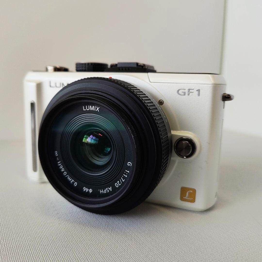 美品 パナソニック LUMIX DMC-GF1 ホワイト パンケーキレンズキット