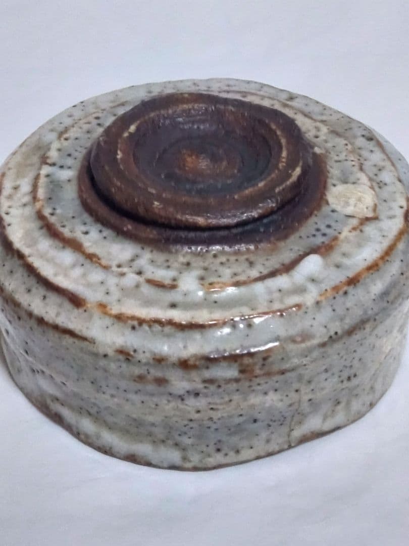 時代物　茶道具　美濃焼　鼠志野　平茶碗