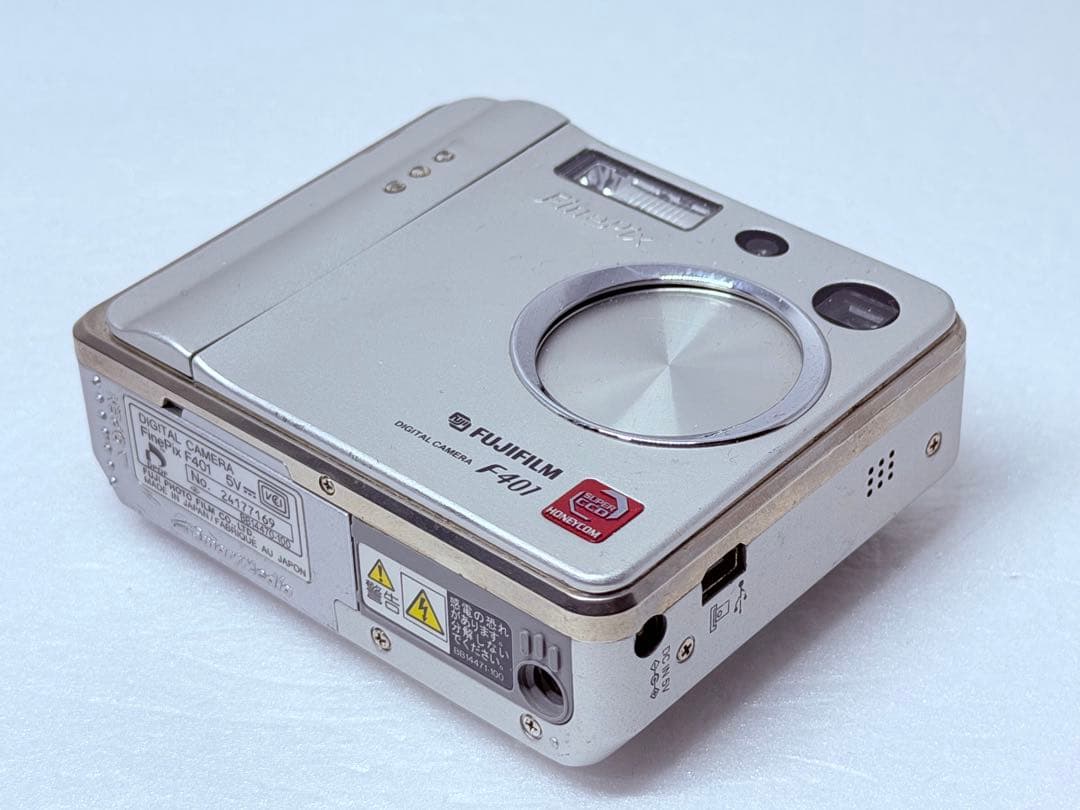 FUJIFILM FinePix F401 動作良好 コンデジ スクエアデザイン