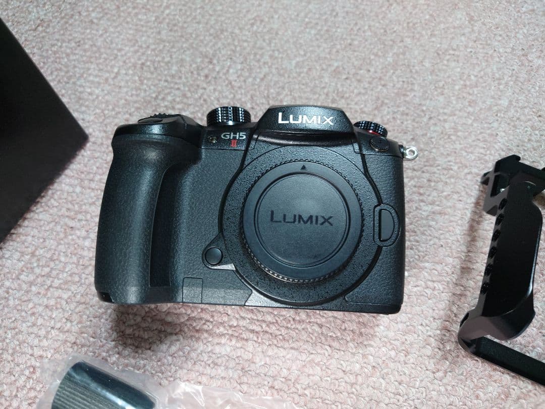 Lumix GH5M2+ SmallRig ケージ ほぼ新品 未使用級