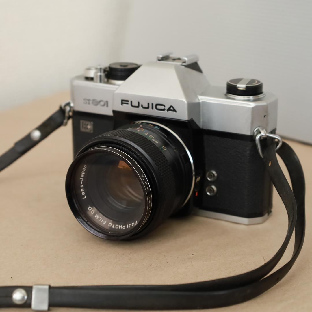 美品　FUJICA ST801 / 55mm F1.8 フィルム　18