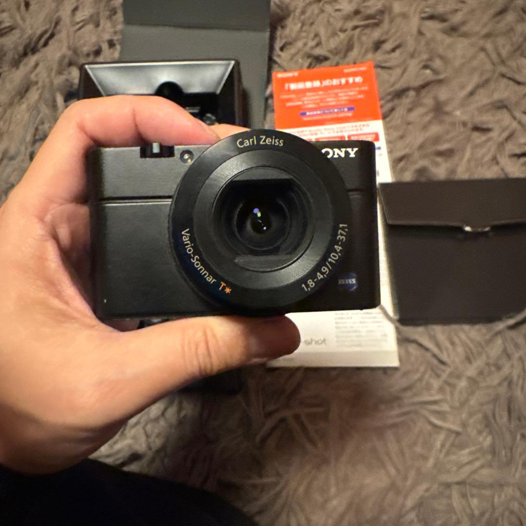 デジタルカメラ DSC-RX100