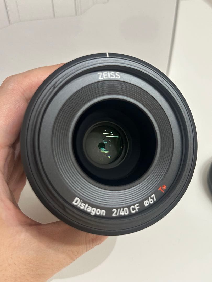 美品　Zeiss Batis 2/40 CF E-mount レンズ　箱　フード