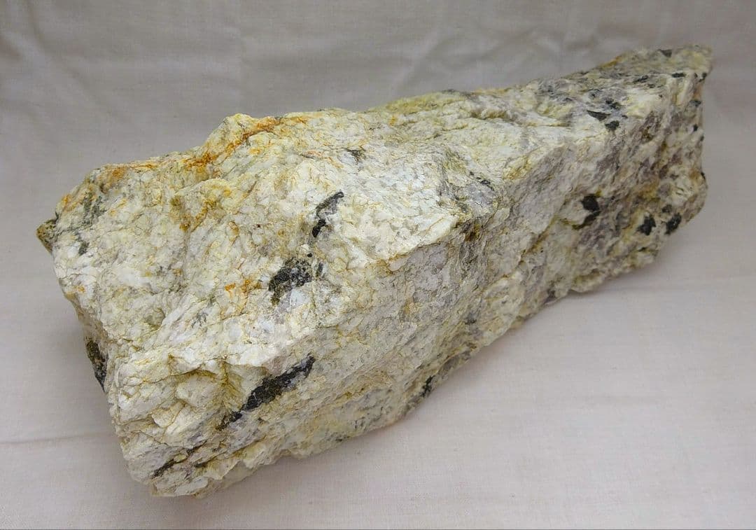 免活に!!超高線量!!石川産ペグマタイト(127)お風呂用