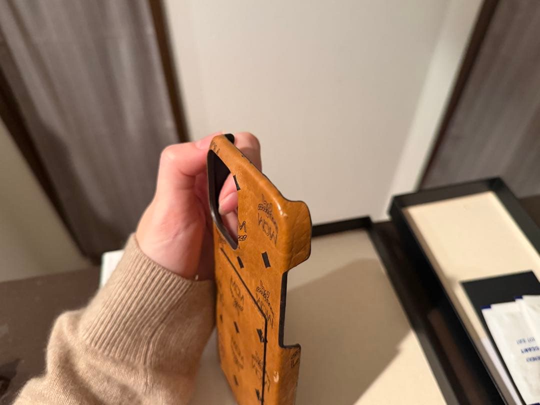 MCM レザー iPhoneケース