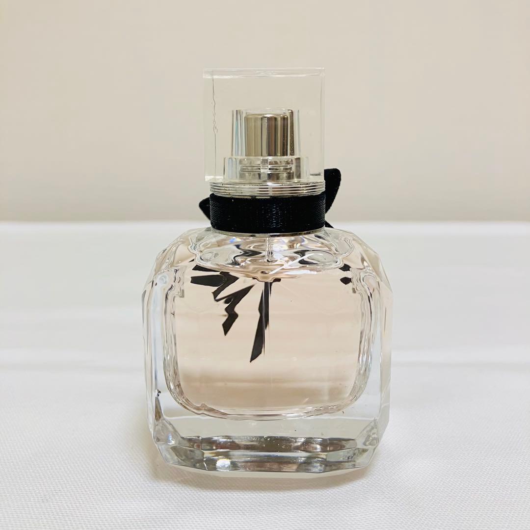 新品　イヴ・サンローラン モンパリ オードパルファム　香水　30ml