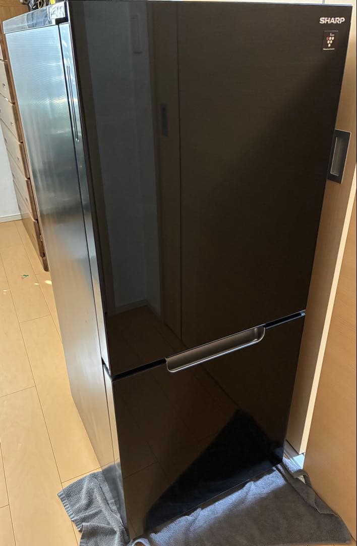 SHARP ノンフロン冷凍冷蔵庫SUJ-GD15H-B 黒 一人暮らし用