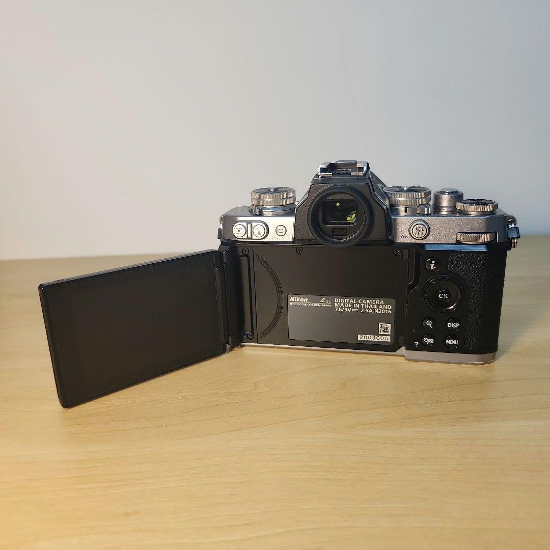 ね*ん様 Nikon Zfcボディ(シルバー)＋16-50mmズームレンズ　セッ