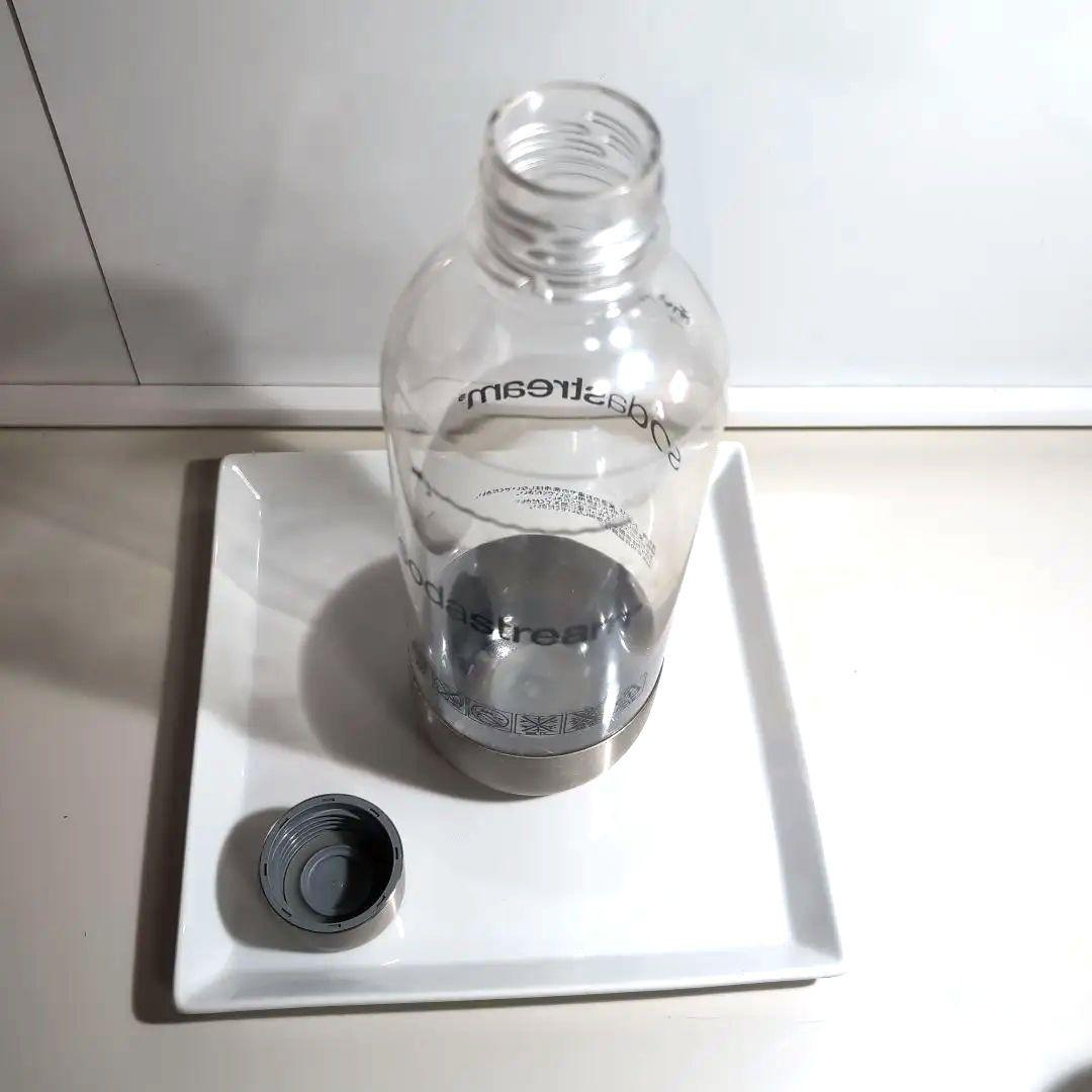 SodaStream Genesis Deluxe レッド/5点セット