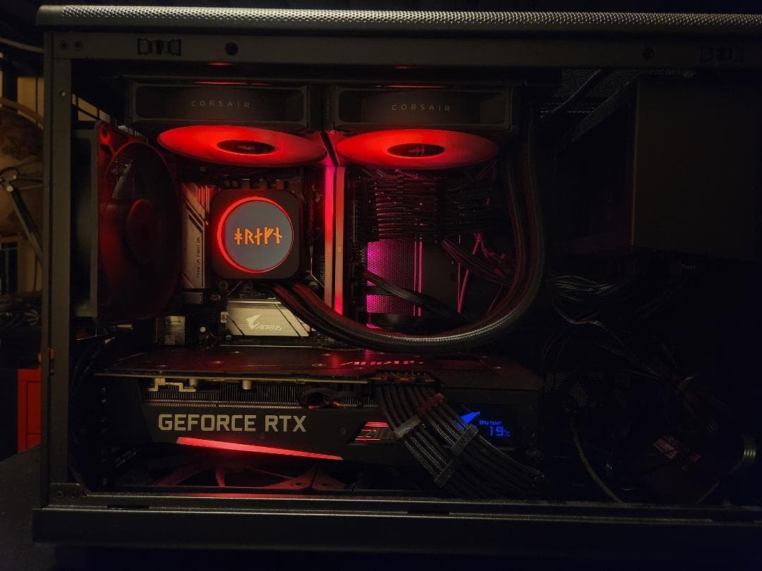 CORSAIR H100i ELITE LCD XT 240 水冷CPUクーラー