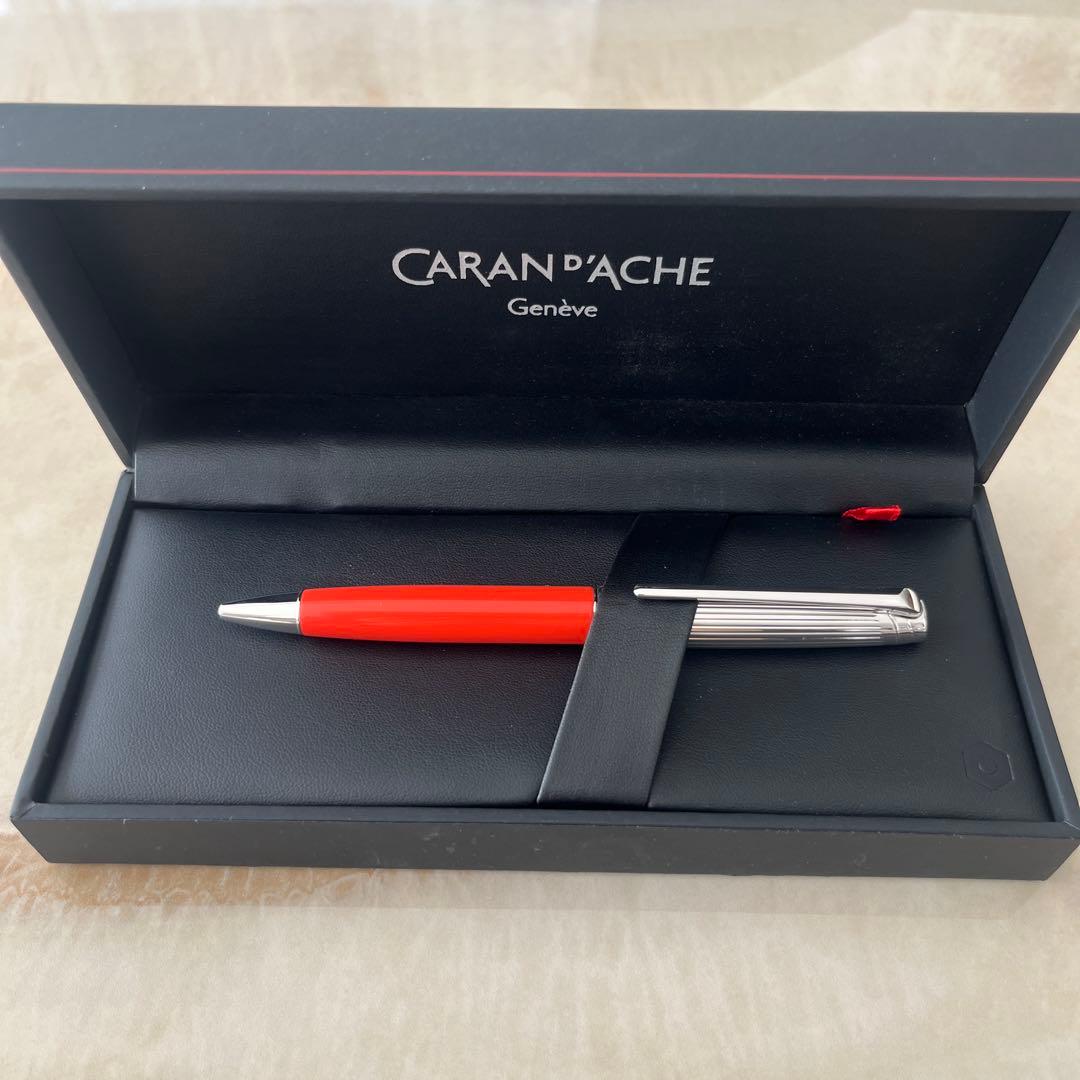 PATEK PHILIPPE CARAN D'ACHE ボールペン　ノベルティ