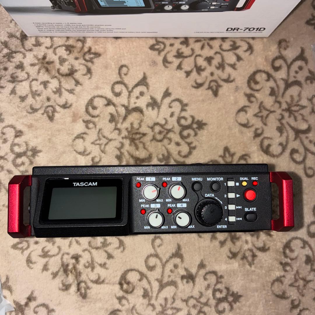 希少！美品　SDカード付き　TASCAM DR-701D フルセット！