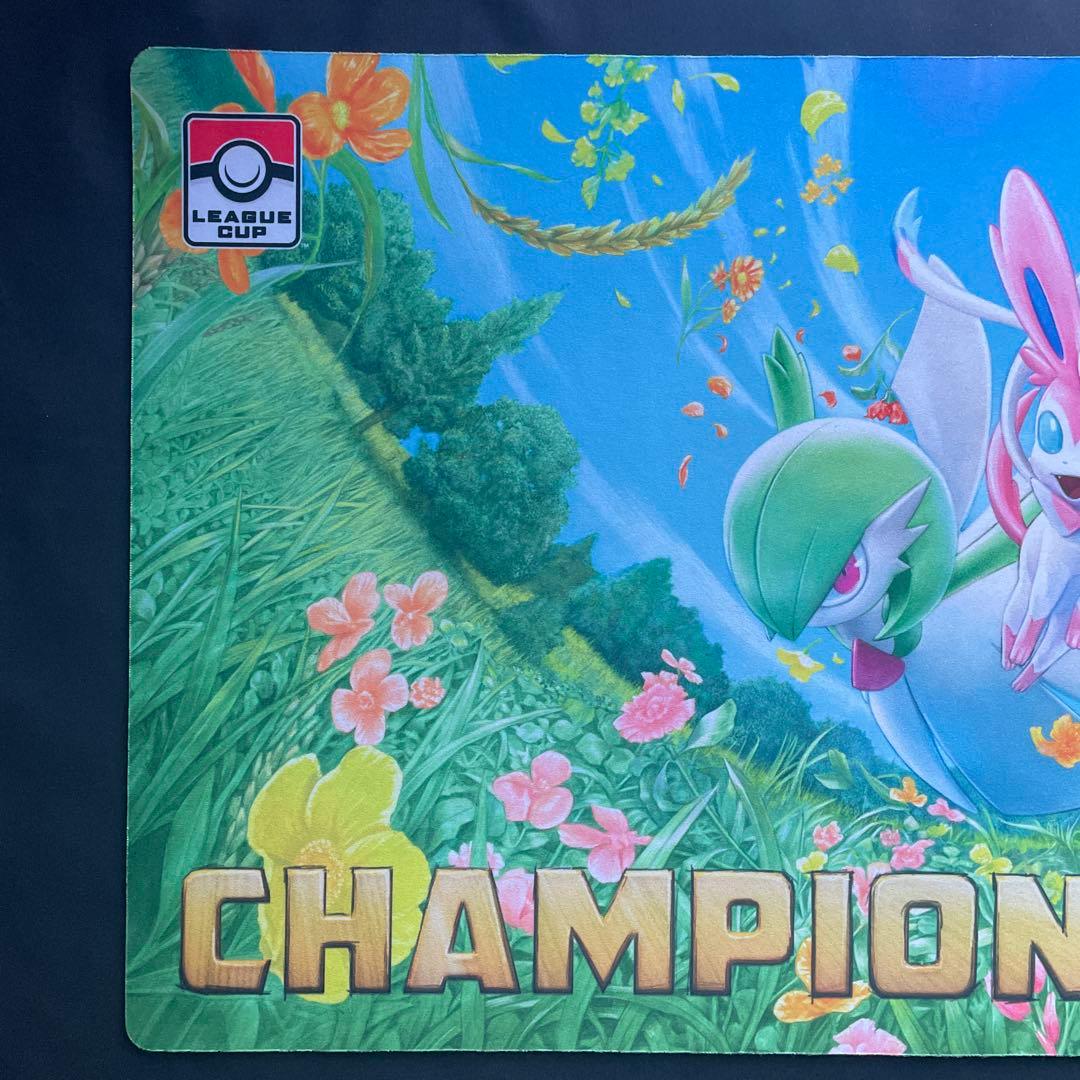 サーナイト&ニンフィア　CHAMPION 海外プレイマット　ポケモンカード