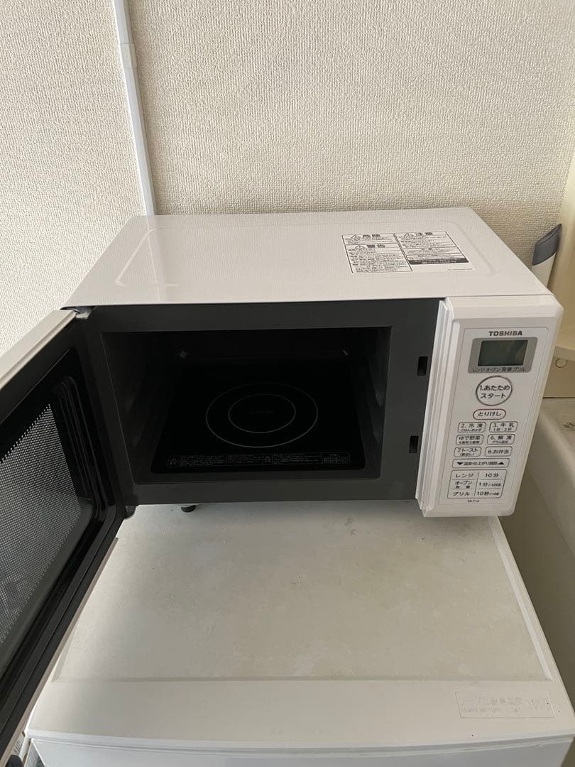 TOSHIBA東芝 オーブンレンジ　ER-T16(W) 2020年製　四角トレイ
