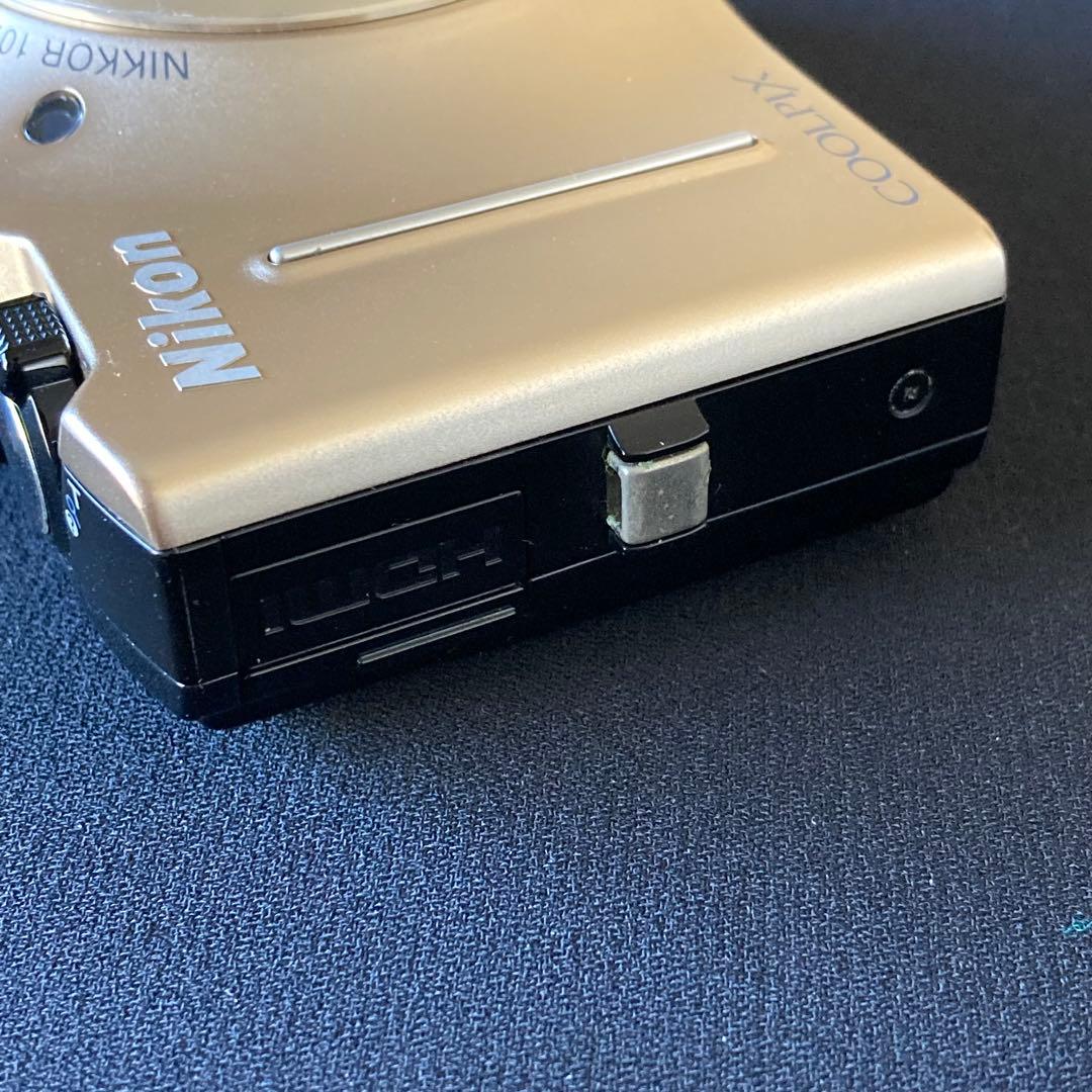 NIKON Coolpix S8100 ゴールド コンデジ