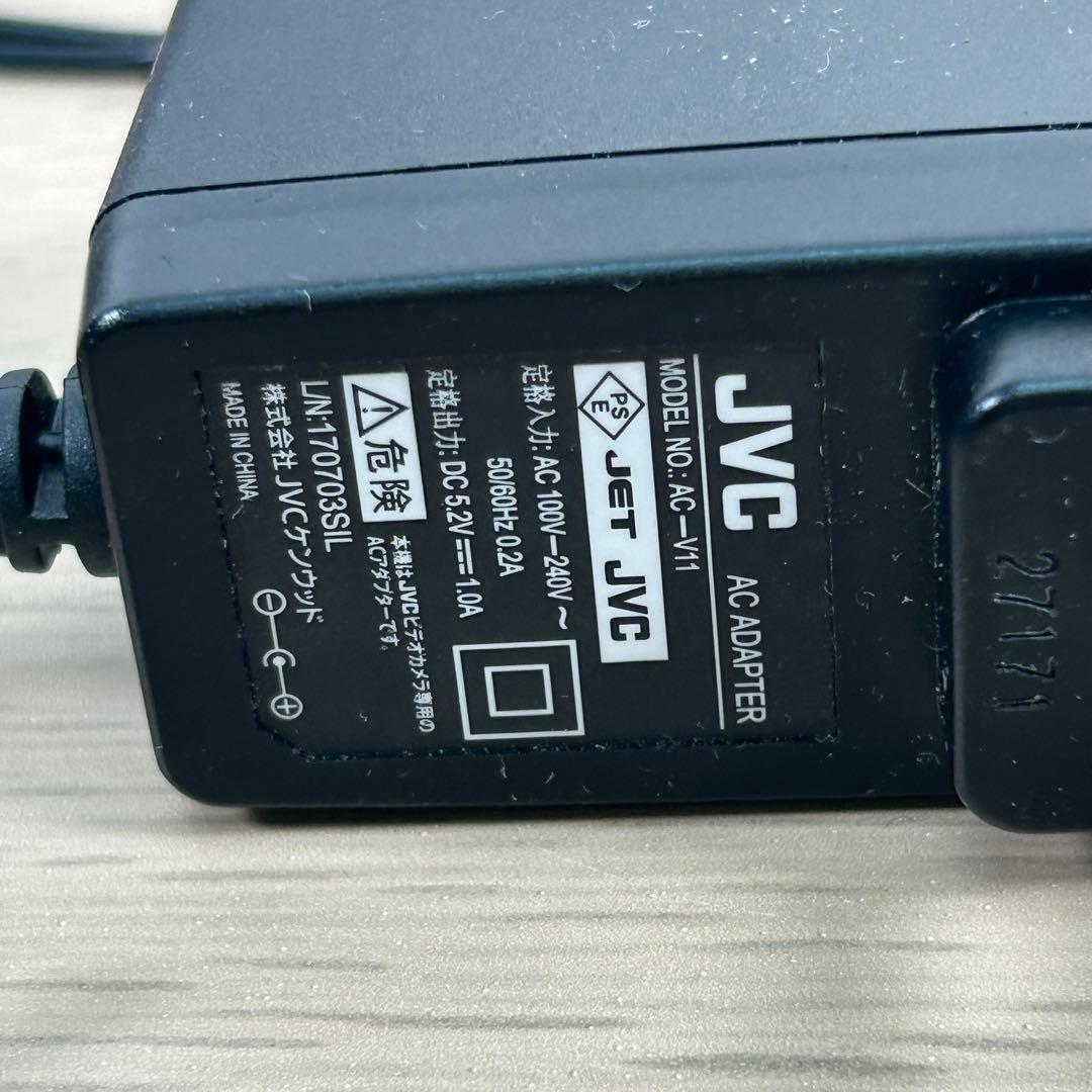 【ジャンク】JVC Everio GZ-E780-R ビデオカメラ B371