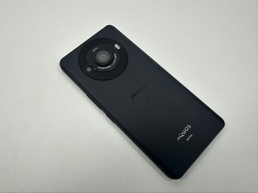 Aquos R8 pro docomo simフリー 256gb ジャンク
