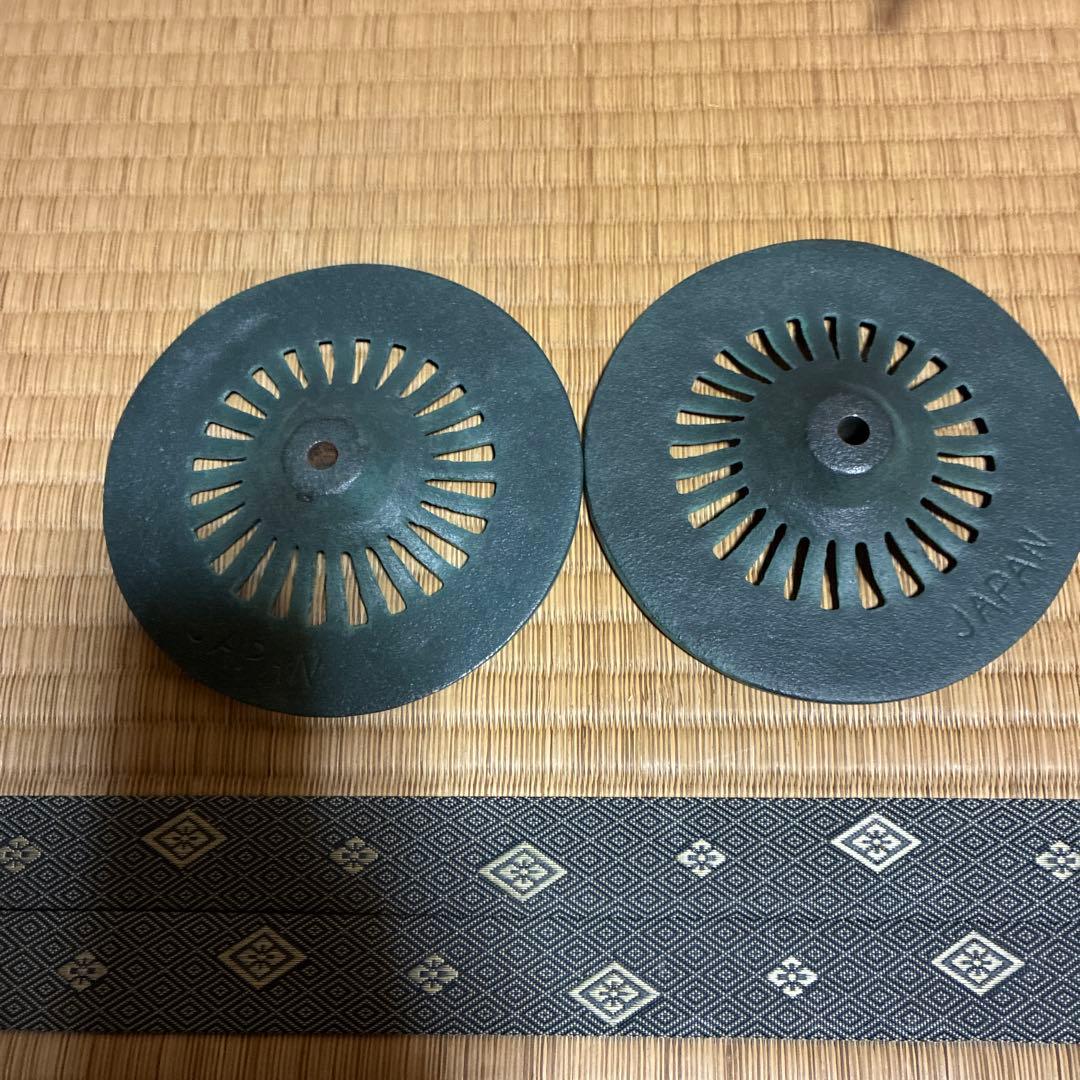 特製美術床置　御所車　花器　花生　花びん　花入　菊模様　置物飾り　銅製　薄端