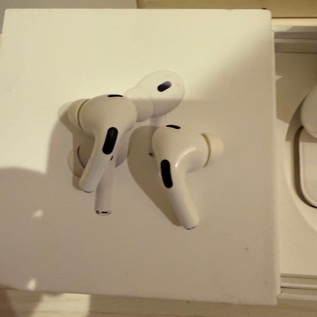 Apple AirPods pro2 アップル　エアポッツ　プロ　2