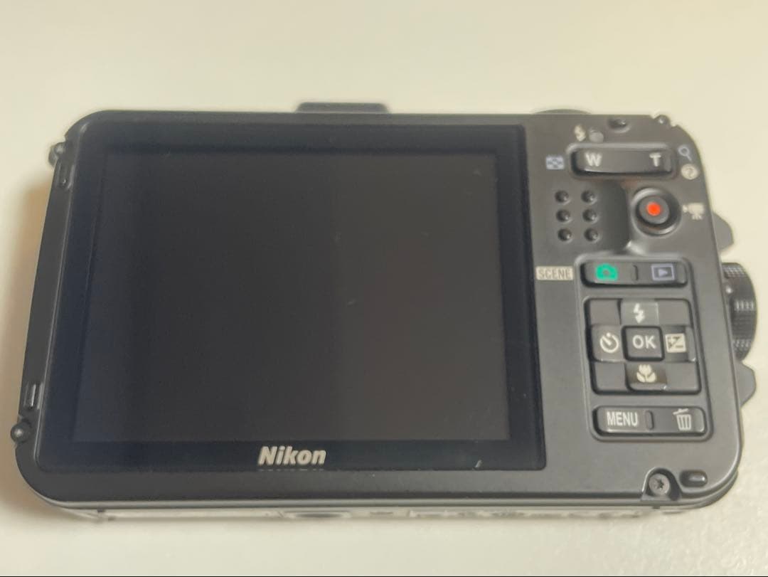 【動作品】Nikon COOLPIX AW100 防水デジカメ　迷彩