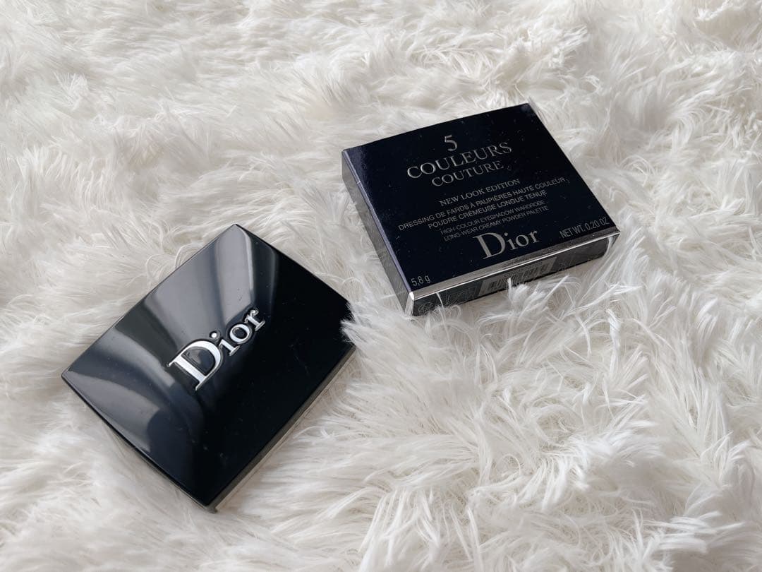 【極美品】【試し塗りのみ】Dior サンククルールクチュール 769 TUTU