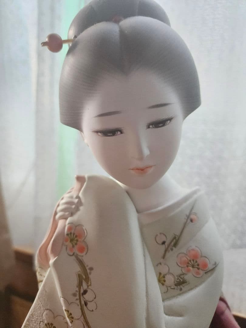 半世紀前購入 の博多人形 「おもかげ」 高さ37㎝　幅15cm ガラスケース無し
