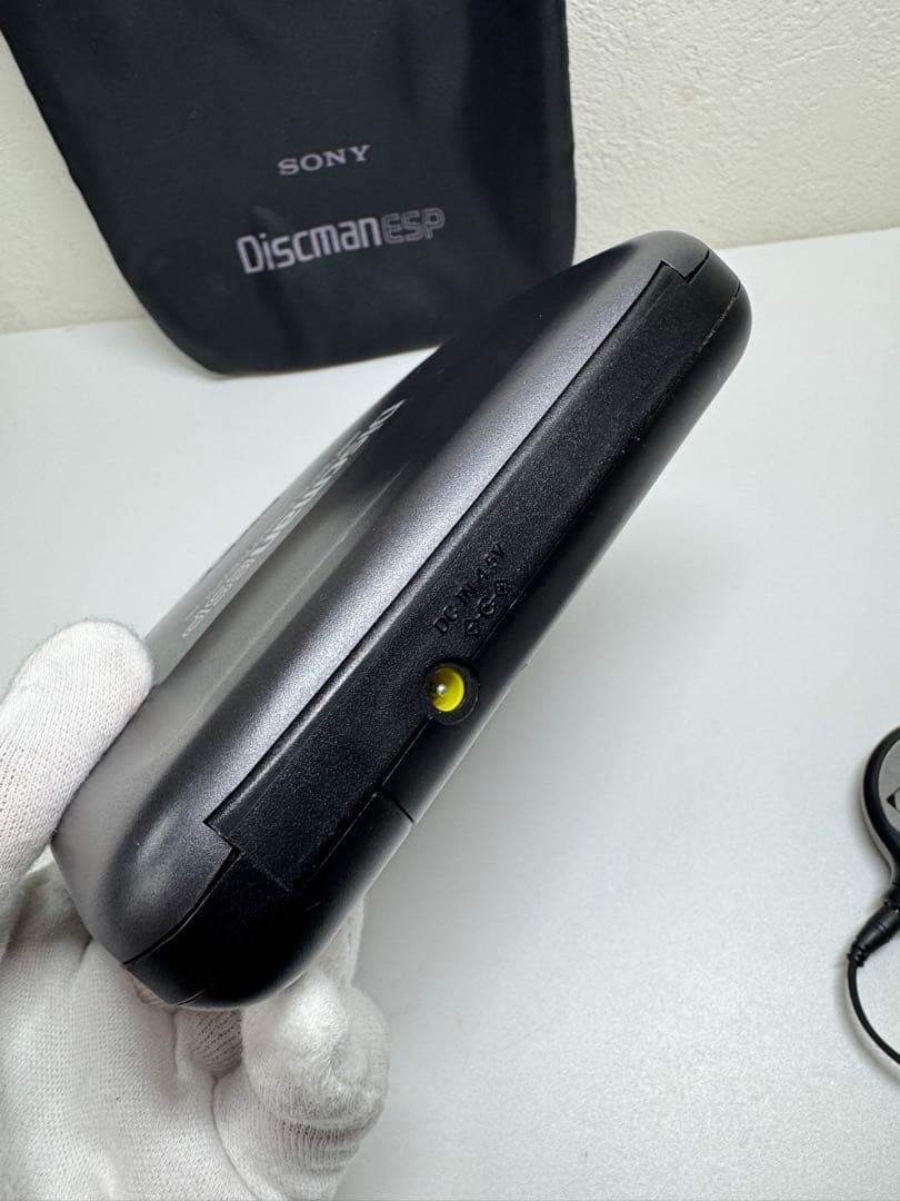 SONY ソニー Discman D-235 ポータブルCDプレーヤー イヤホン