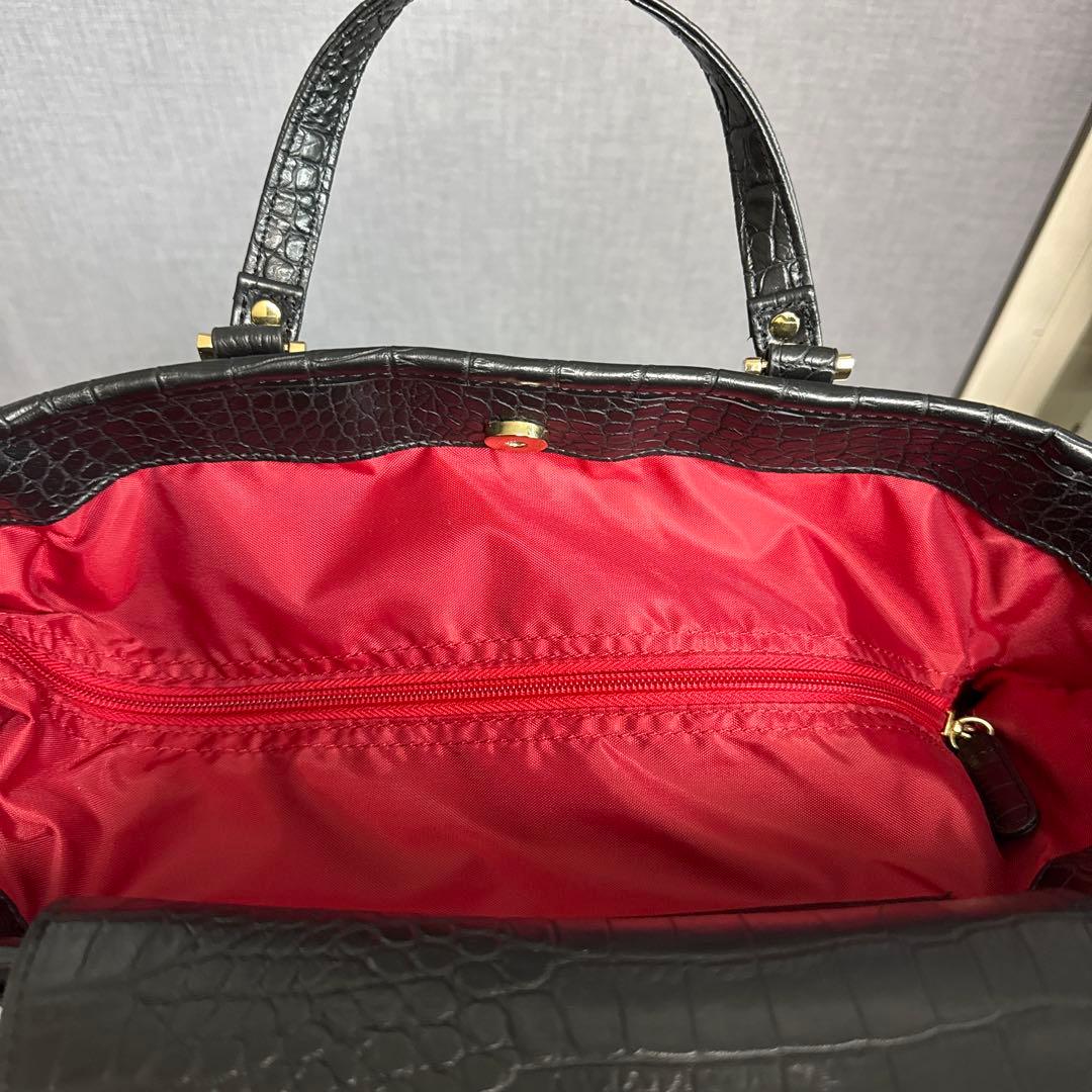 SWANY スワニー キャリー クロコ型押し 黒 ４輪 Lサイズ