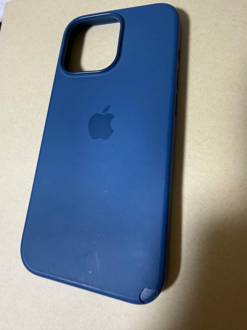 iPhone 13 pro 128GB ゴールド（ケース2つ付属）
