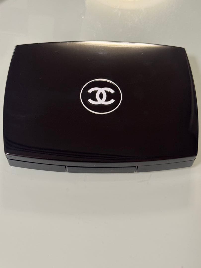 【新品】CHANEL TRAVEL MAKEUP PALETTE