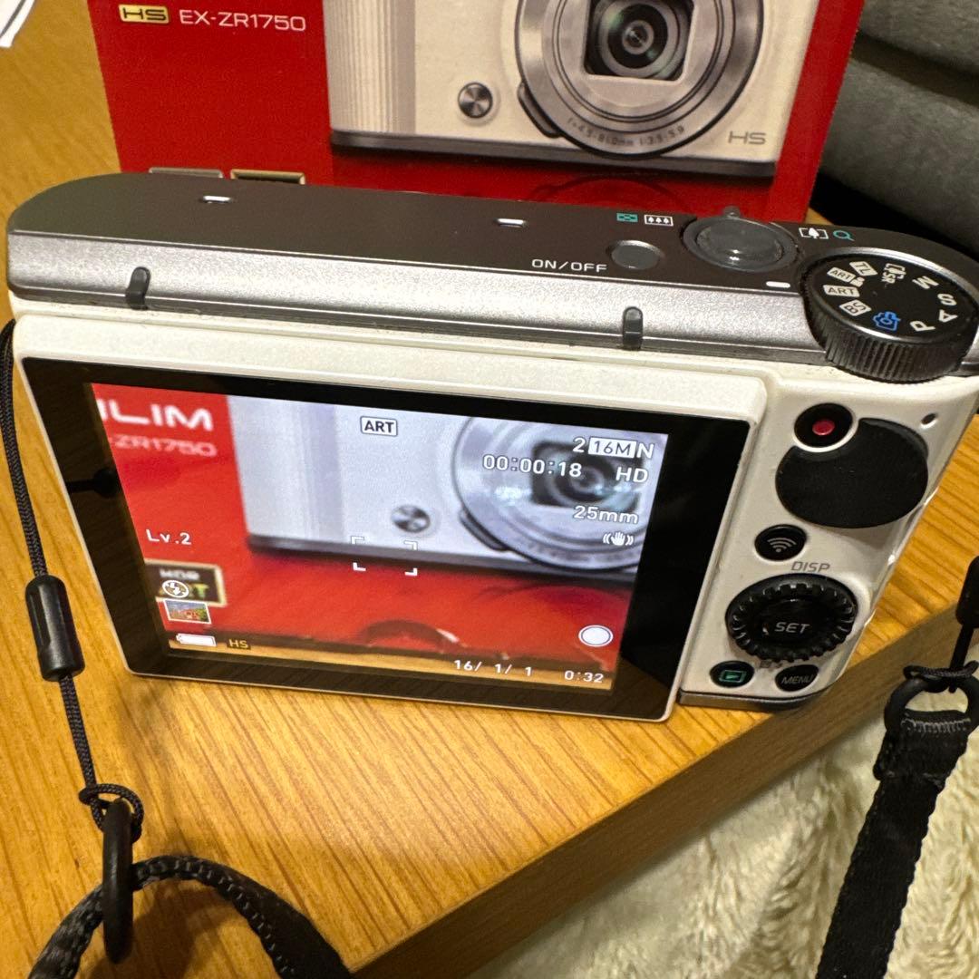 CASIO EXILIM EX-ZR1750 コンパクトデジタルカメラ