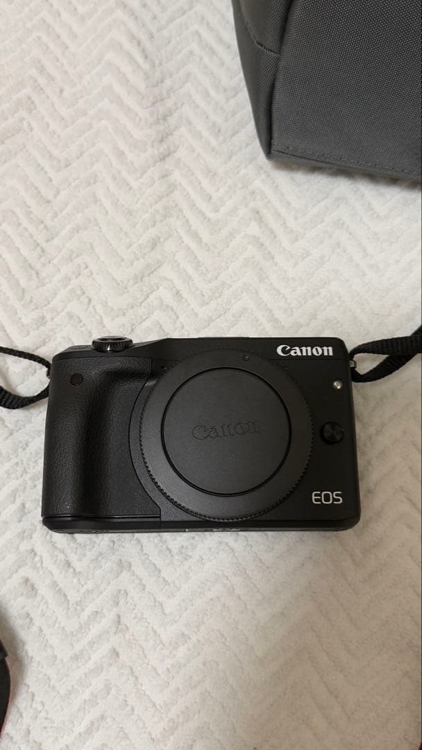 Canon EOS ミラーレスカメラ 2レンズ付き
