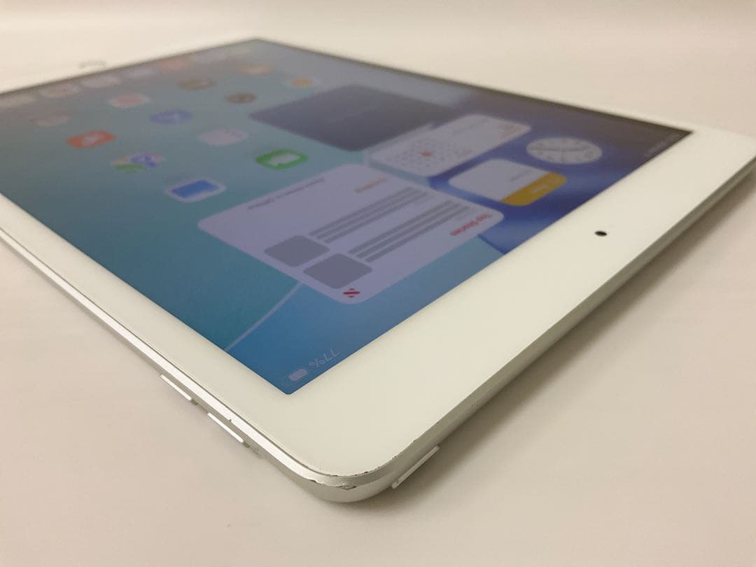 【BT89％】iPad 第8世代 32GB Wifiモデル シルバー