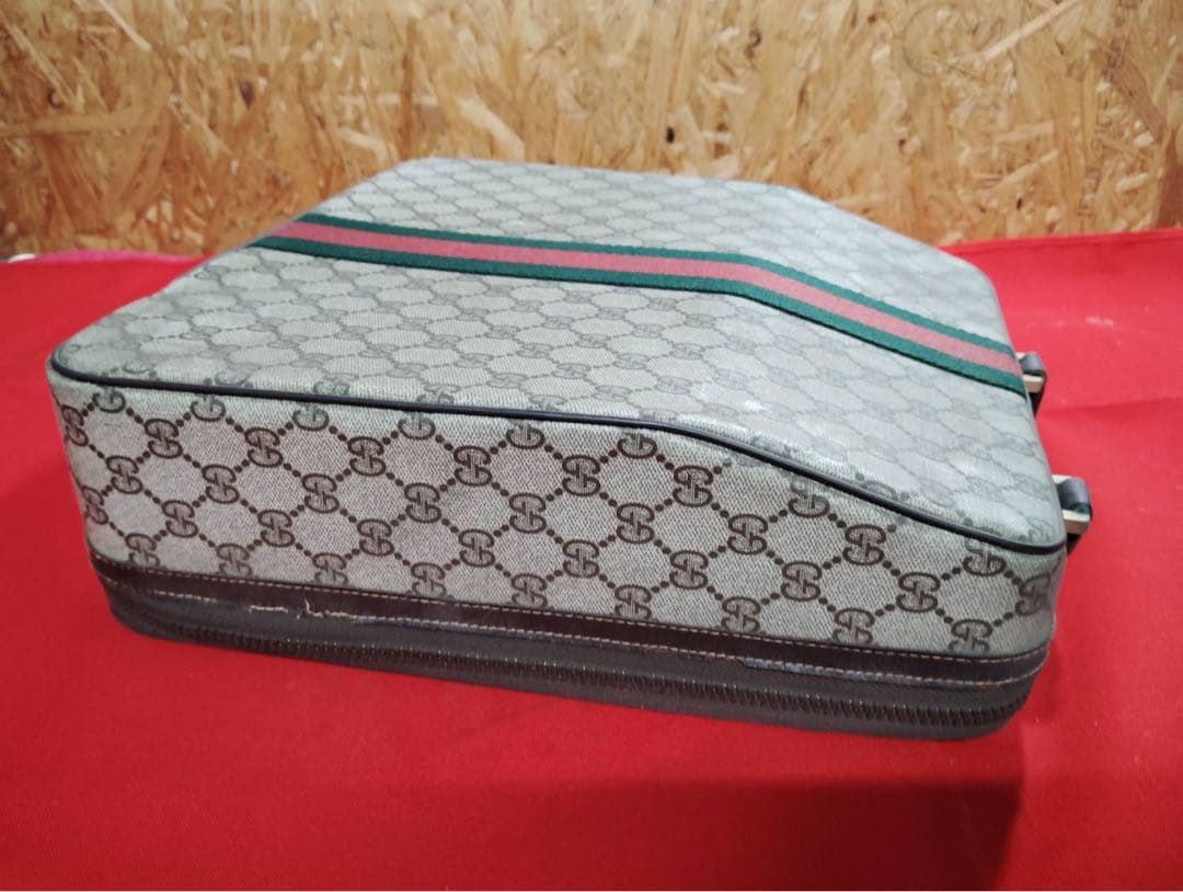 グッチ オリベッティ コラボ タイプライター レッテラ32 GUCCI レア