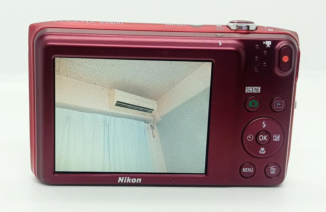 デジタルカメラ Nikon COOLPIX S3400 Red 20.1MP 7x Zoom