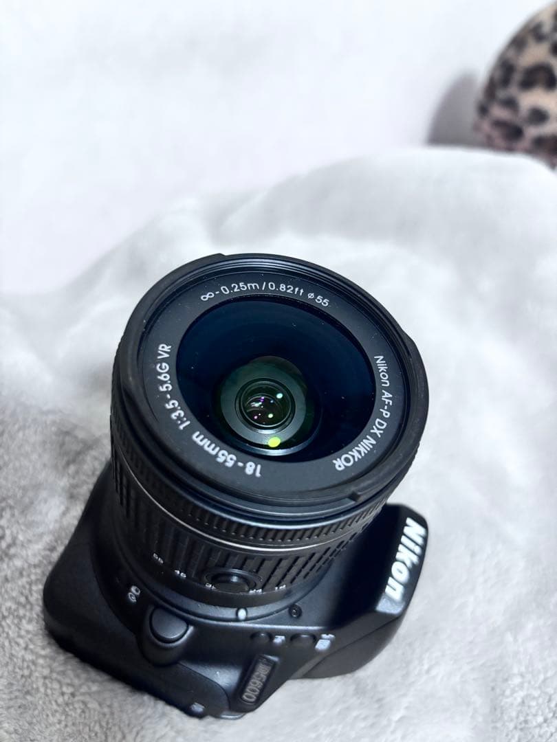 Nikon d5600 一眼レフカメラ ダブルズームキット