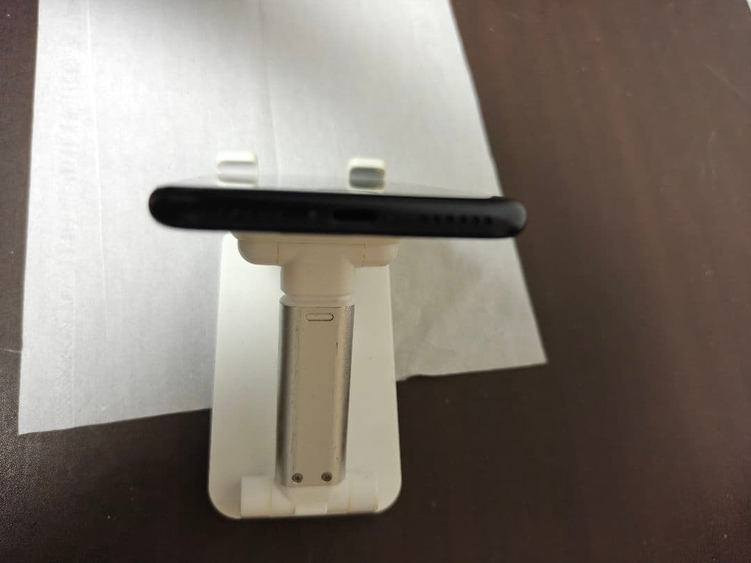 【美品】iPhone se3、64GB、バッテリー88%