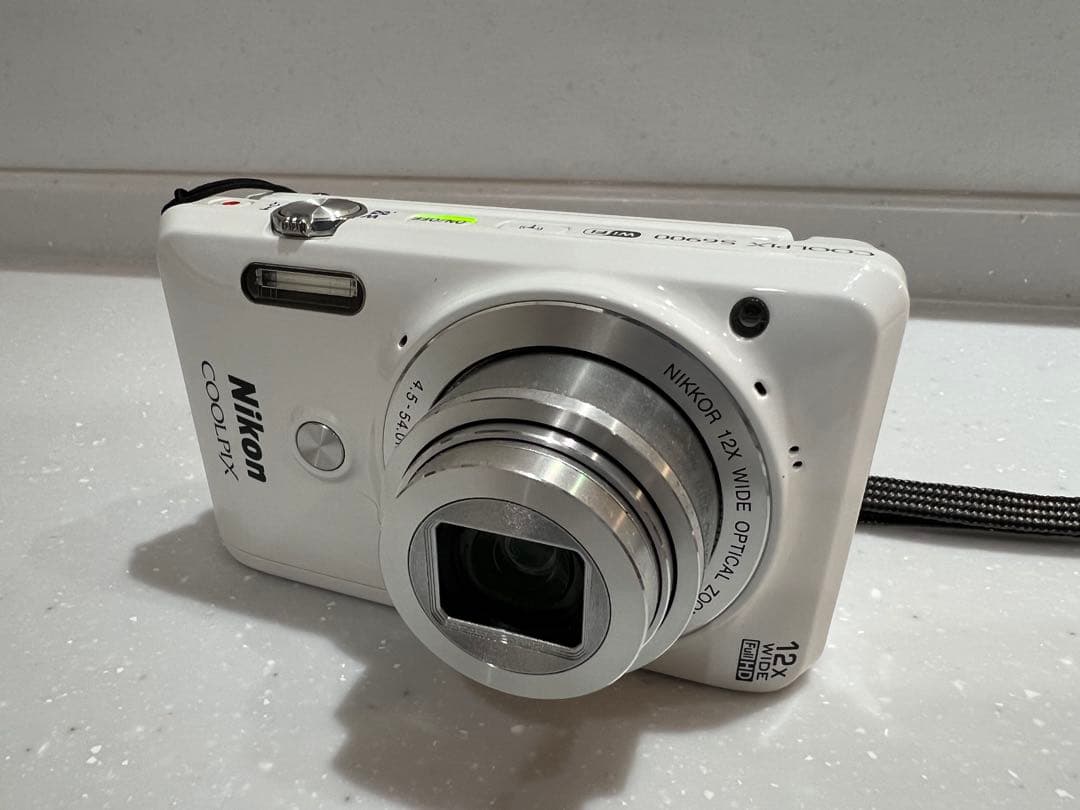 【本日限定】Nikon COOLPIX S6900 ホワイト Wi-Fi対応