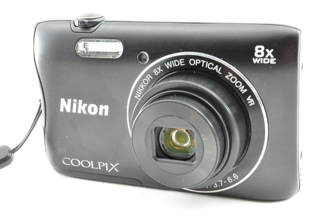 美品　NIKON COOLPIX S3700 ブラック　コンパクトデジタルカメラ