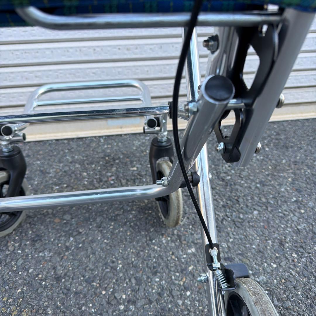 軽量 折りたたみ 介助式車椅子 バッグ付 美品【A-268】
