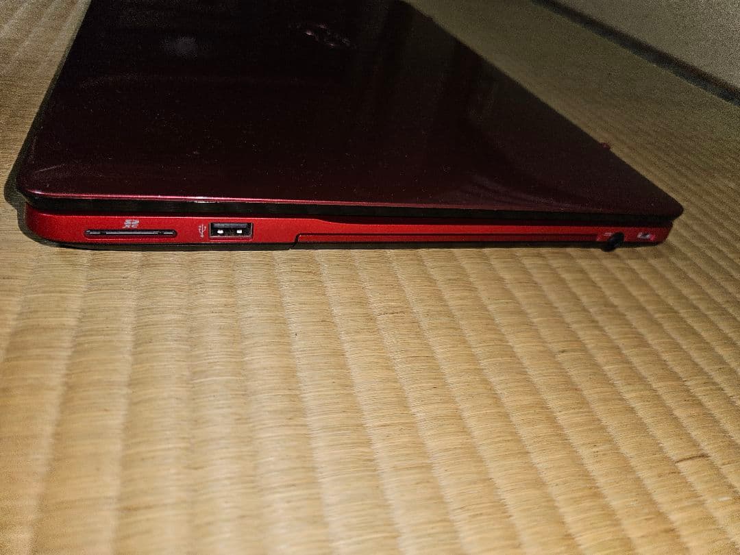 富士通 LIFEBOOK AH45/A3 ノートパソコン ルビーレッド