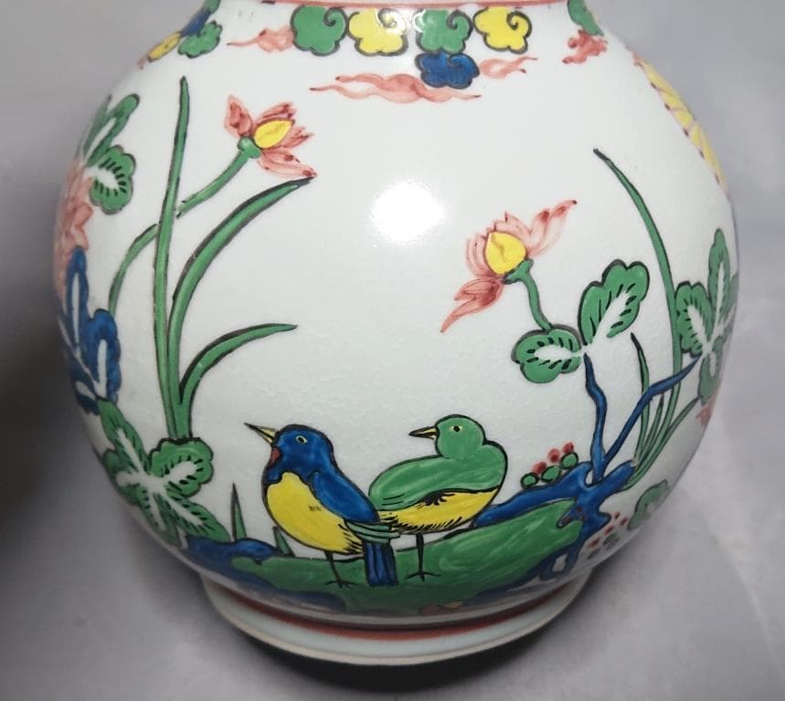 明　萬歴年間　（1573～1619年）　五彩色絵鳳凰文瓶　39.6㎝